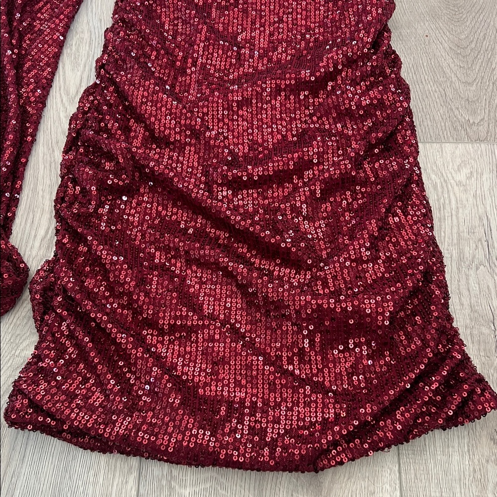 Lucy in the Sky Dark Red Elegant One-Shoulder Sequin Mini Dress Size Small - Picture 4 of 10